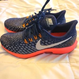 Nike Women's Running Shoes Size 8